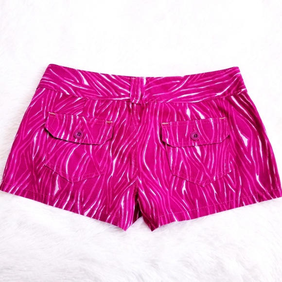 Express Pink Boho Aztec Patterned Shorts - Picture 2 of 8